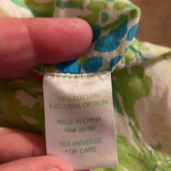 Lilly Pulitzer Resort Fit Button Down Shirt - Picture 9 of 10